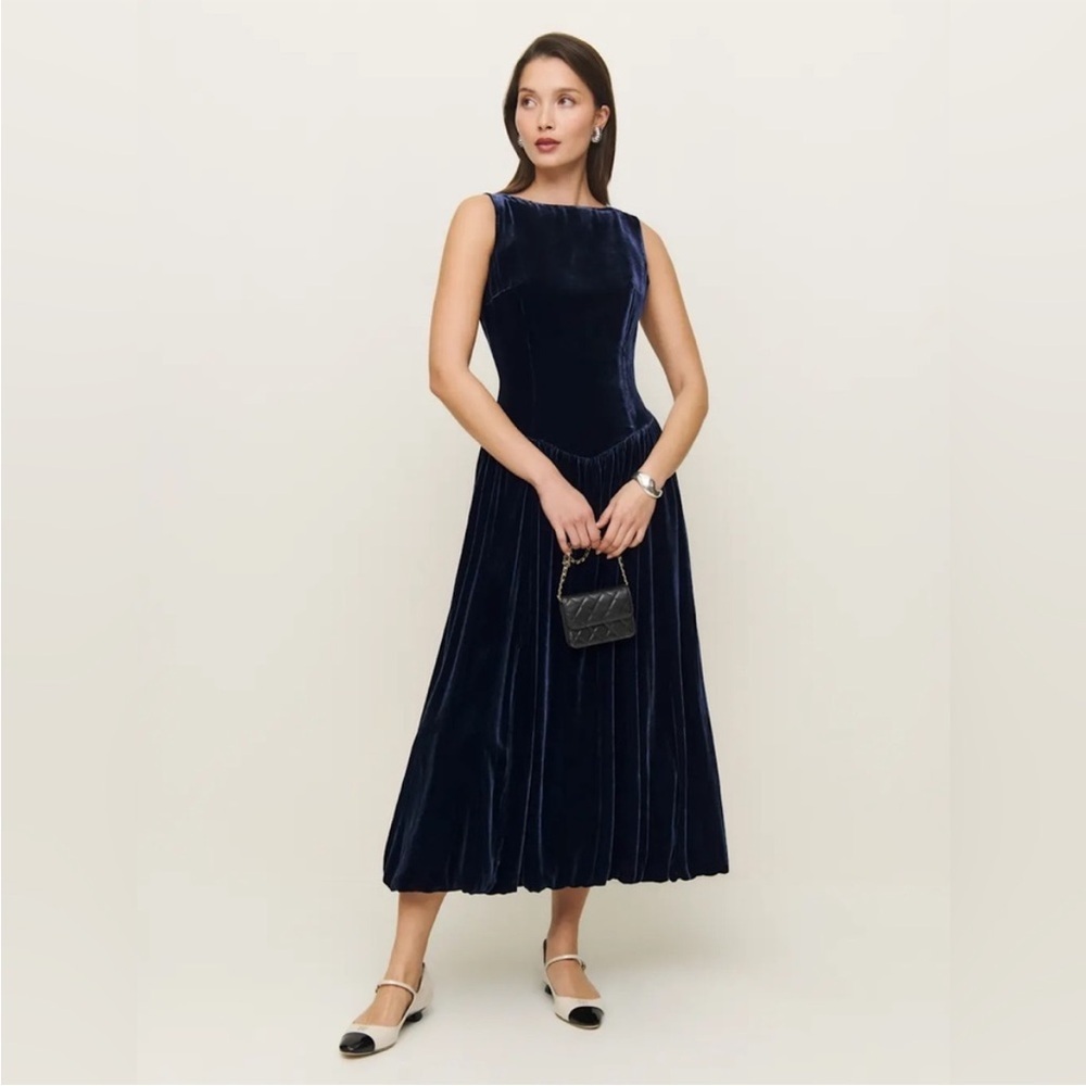 Reformation Elvira Velvet Boat Neck Open Back Midi Maxi Dress Navy NWT Size 6 - Picture 2 of 16